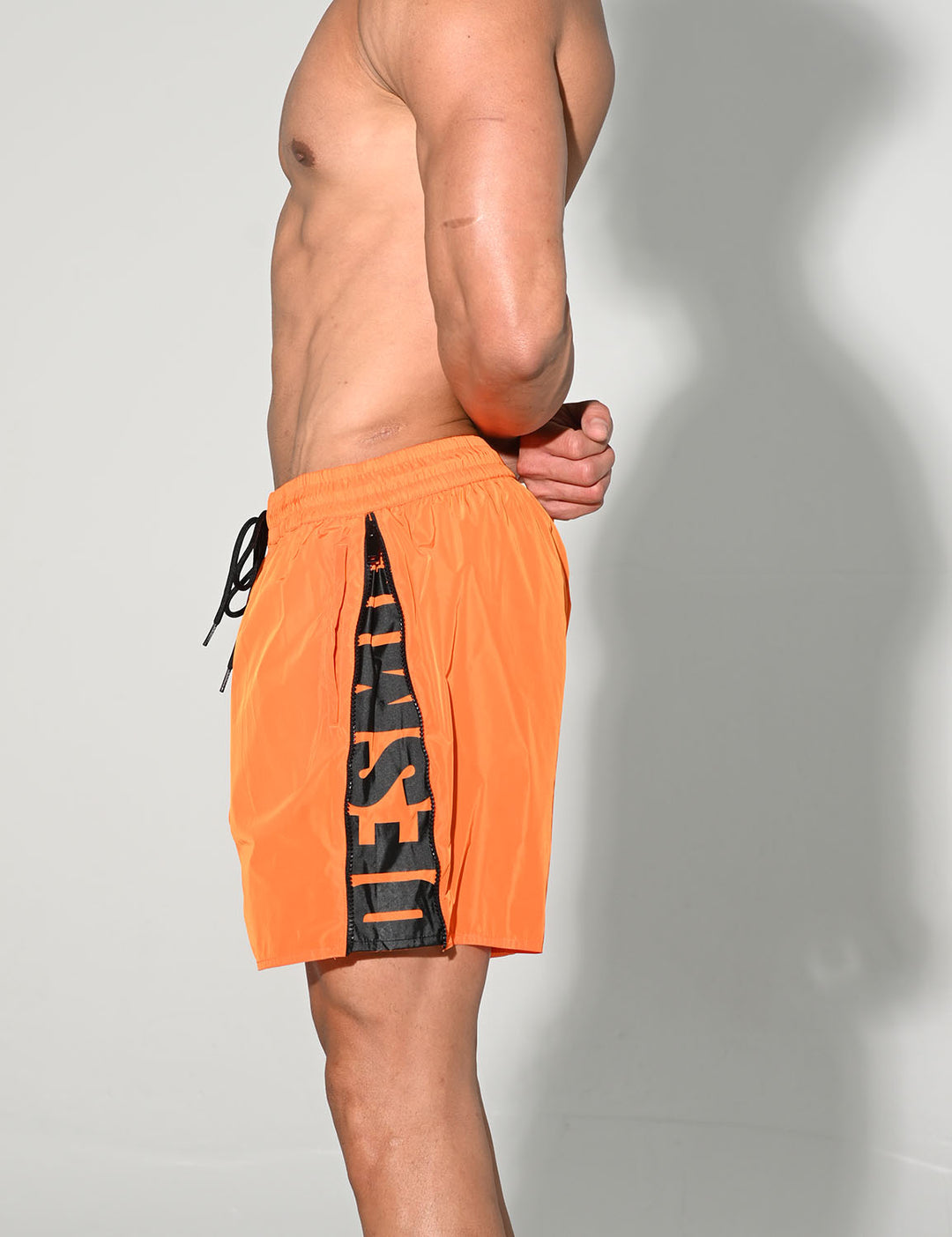 Side Zipper Sport Shorts B3571